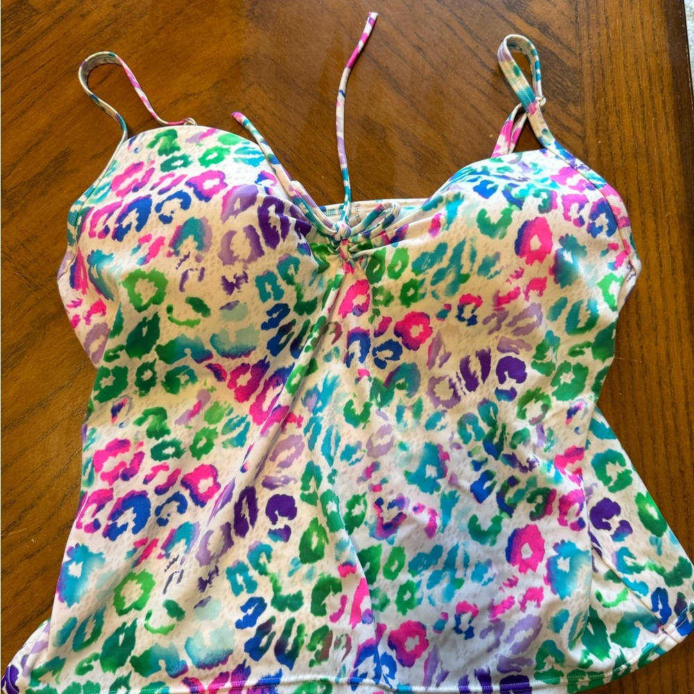 Victoria’s Secret Swim Top 38D